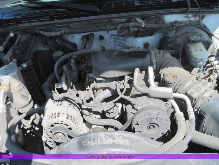 image for item 3848 1999 Chevrolet S10