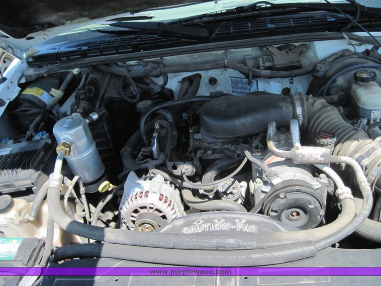 image for item 3849 1999 Chevrolet S10