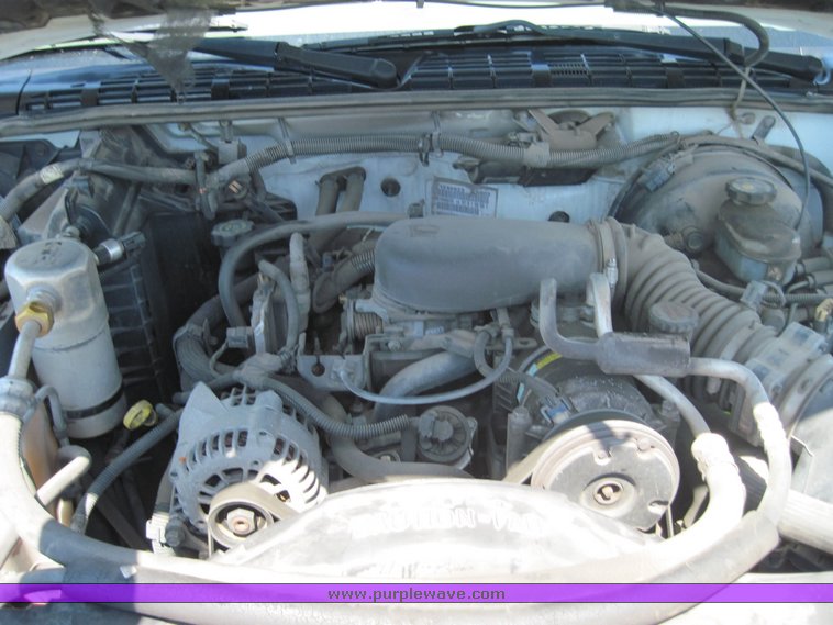 image for item 3850 1999 Chevrolet S10