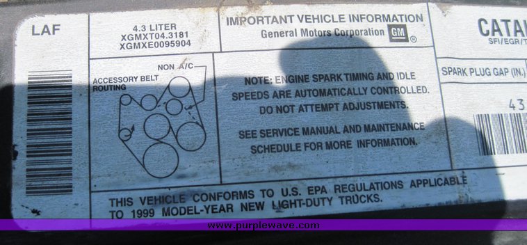 image for item 3850 1999 Chevrolet S10