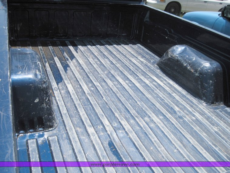 image for item 3852 1998 Chevrolet S10