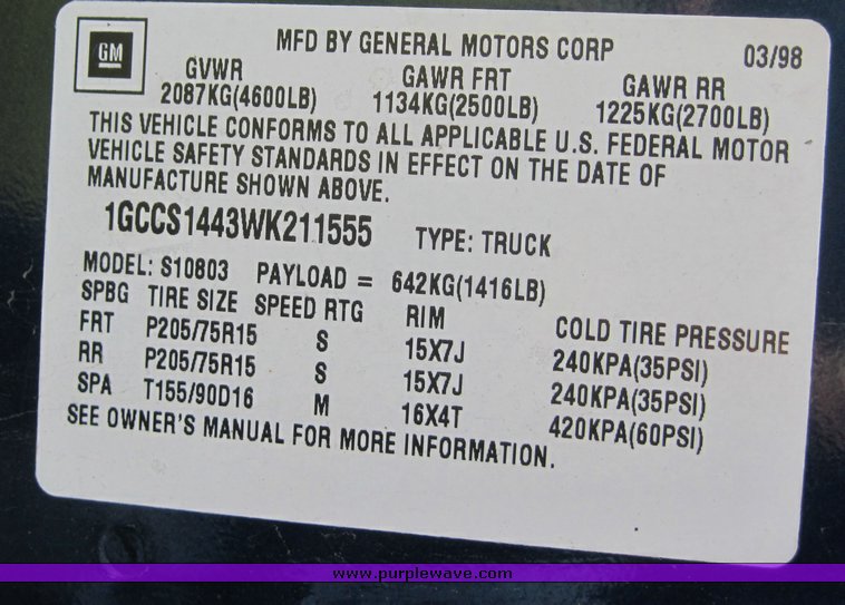 image for item 3852 1998 Chevrolet S10