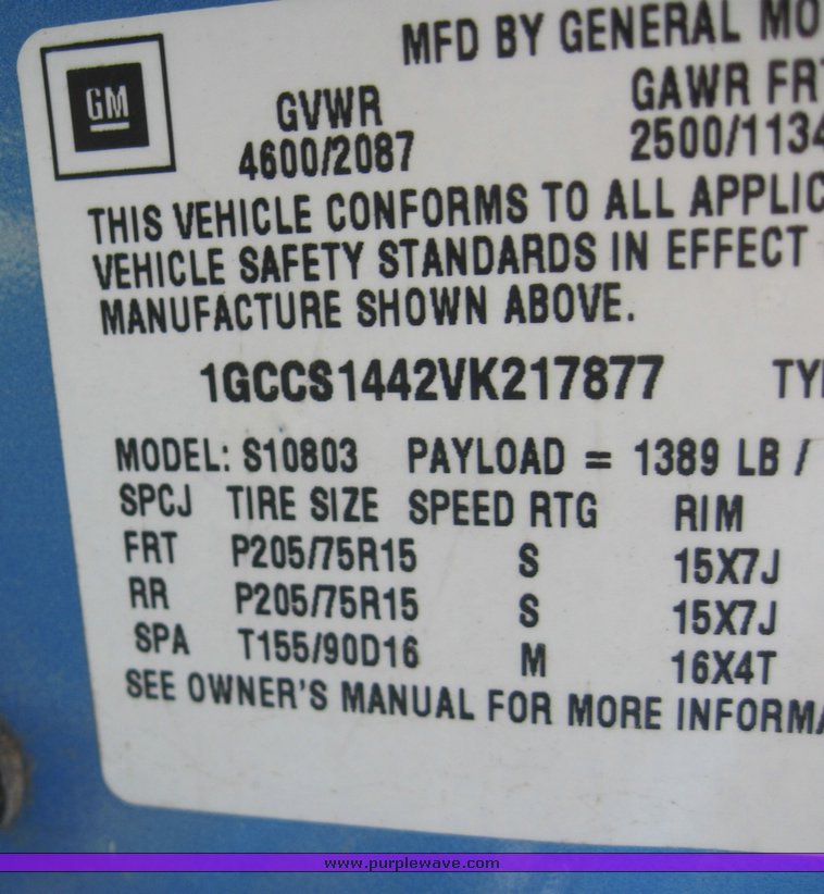 image for item 3853 1997 Chevrolet S10