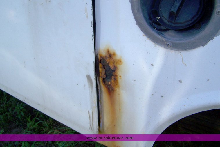 image for item 3858 1998 Chevrolet K2500 pickup truck