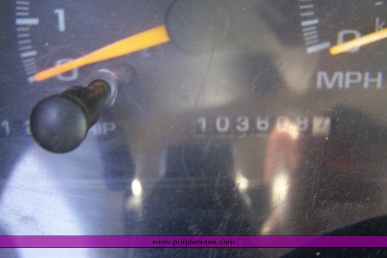 image for item 3858 1998 Chevrolet K2500 pickup truck