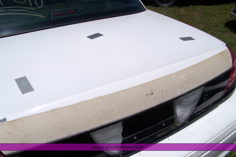 image for item 3871 2006 Ford Crown Victoria Police Interceptor