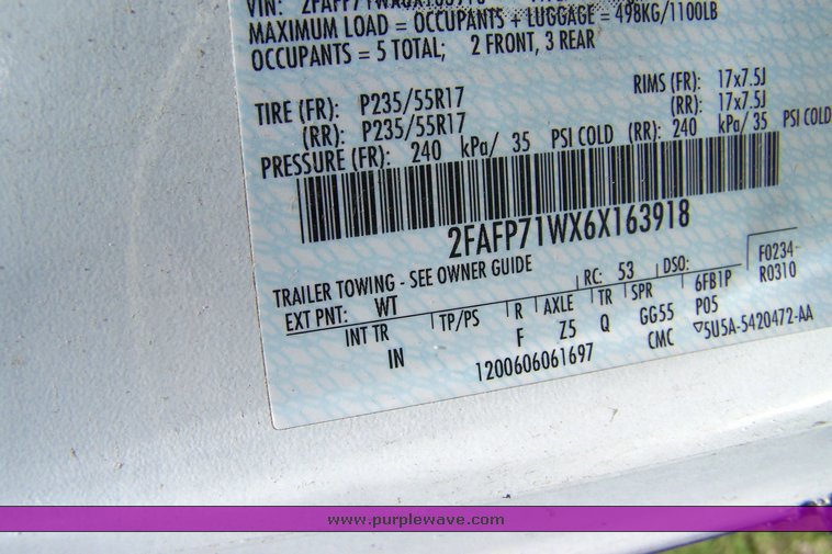 image for item 3871 2006 Ford Crown Victoria Police Interceptor