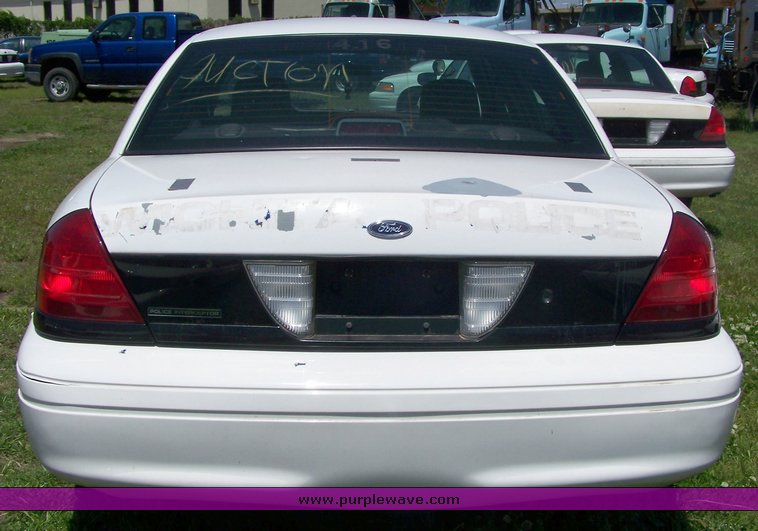 image for item 3872 2006 Ford Crown Victoria Police Interceptor