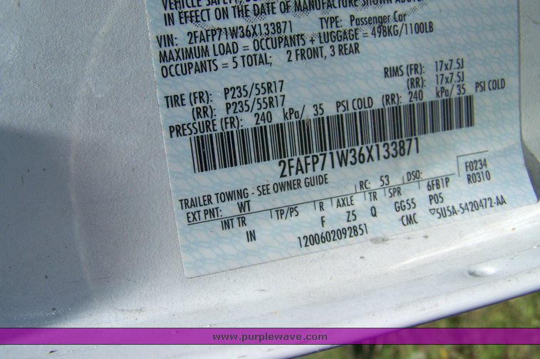 image for item 3872 2006 Ford Crown Victoria Police Interceptor