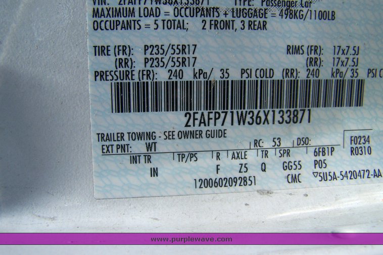 image for item 3872 2006 Ford Crown Victoria Police Interceptor