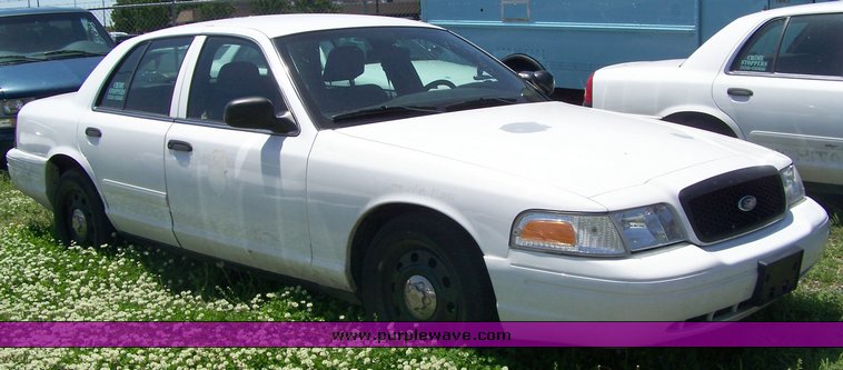 image for item 3873 2006 Ford Crown Victoria Police Interceptor
