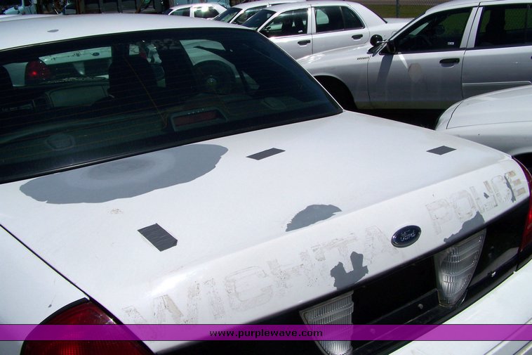 image for item 3873 2006 Ford Crown Victoria Police Interceptor