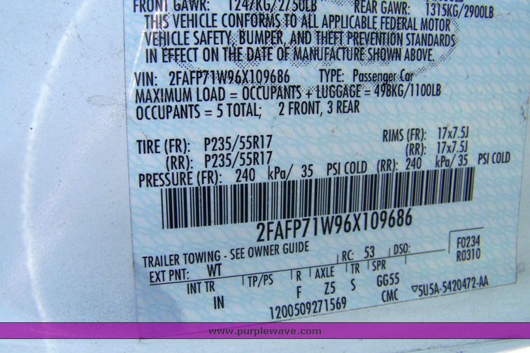 image for item 3873 2006 Ford Crown Victoria Police Interceptor