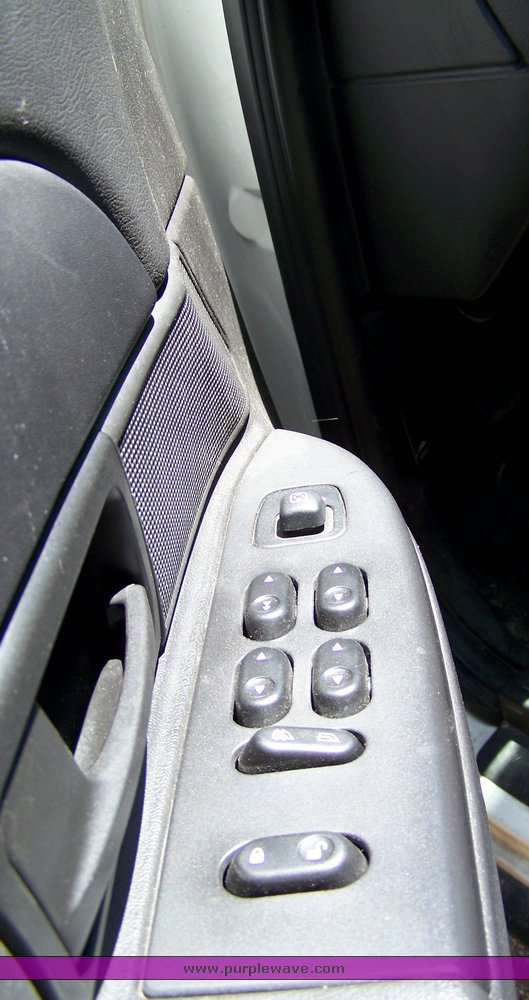 image for item 3878 2006 Ford Crown Victoria Police Interceptor