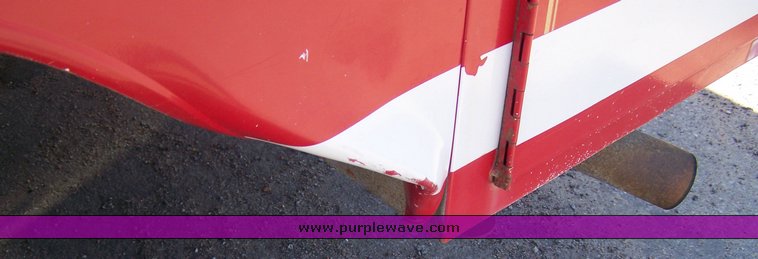 image for item 3889 1995 Chevrolet K3500 pickup truck