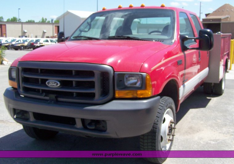 image for item 3890 1999 Ford F550 Super Duty