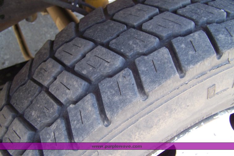 image for item 3890 1999 Ford F550 Super Duty