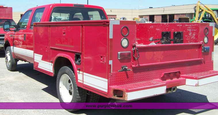 image for item 3890 1999 Ford F550 Super Duty