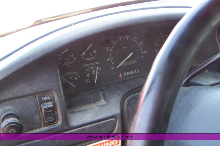 image for item 3891 1997 Ford F Super Duty