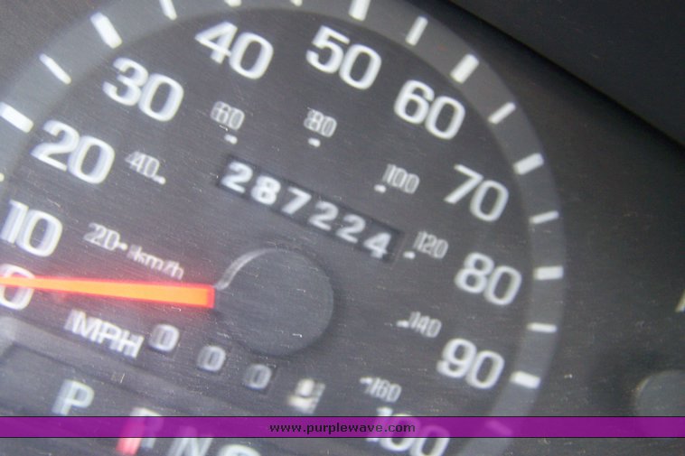 image for item 3894 2003 Ford E450 Super Duty transit bus