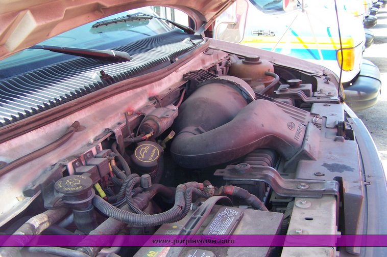 image for item 3894 2003 Ford E450 Super Duty transit bus