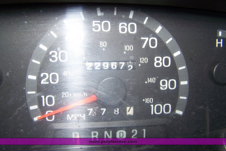 image for item 3895 2003 Ford E450 Super Duty transit bus