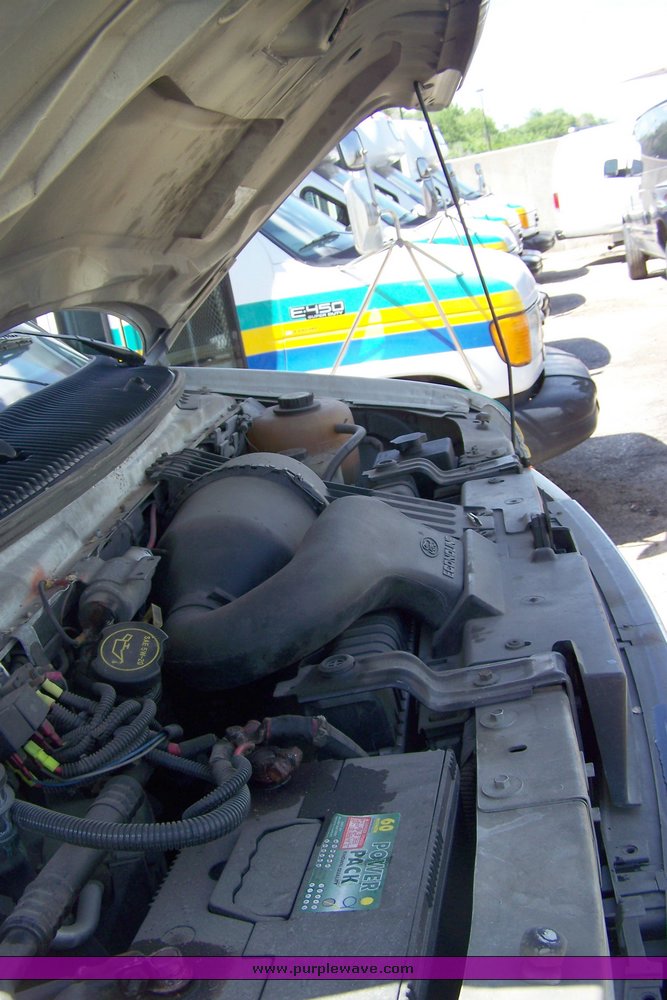 image for item 3896 2003 Ford E450 Super Duty transit bus