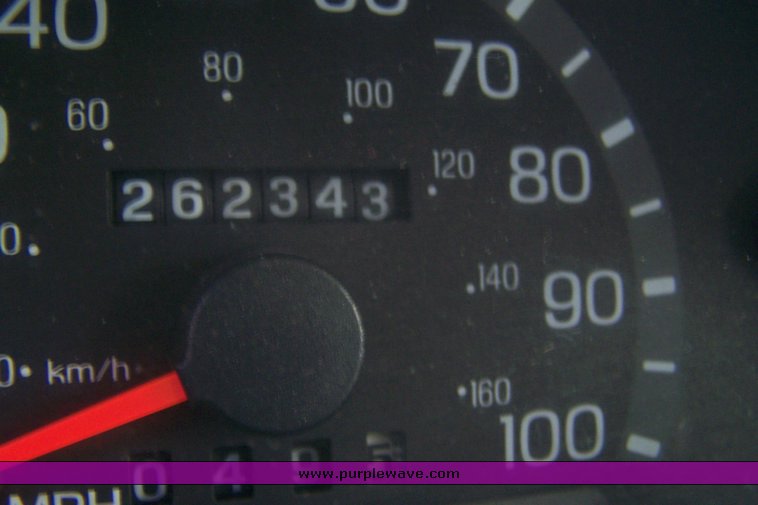 image for item 3898 2003 Ford E450 Super Duty transit bus