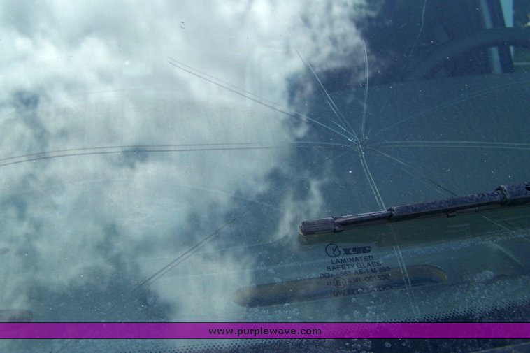 image for item 3900 2003 Ford E450 Super Duty transit bus