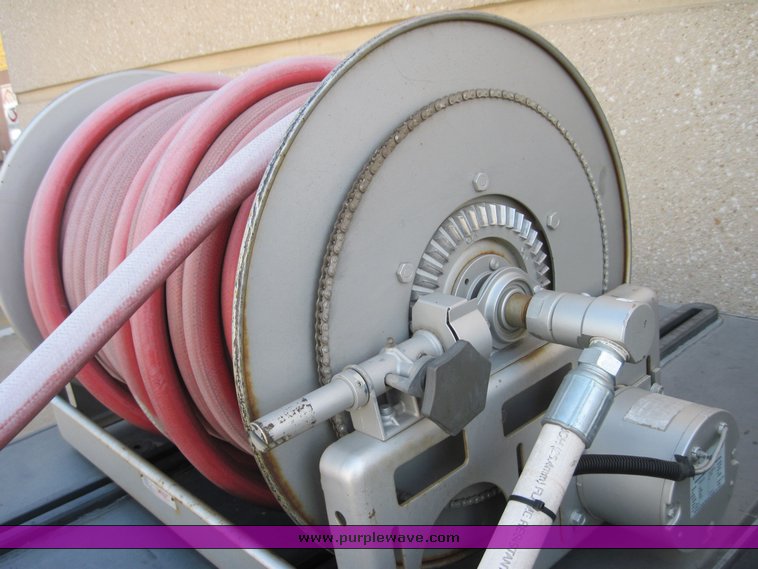 image for item 3905 2003 Hale fire pump