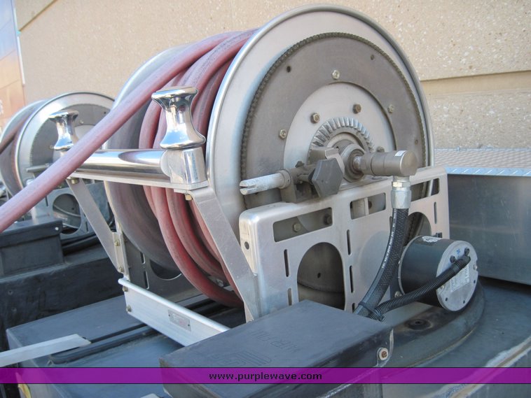 image for item 3907 2002 Hale fire pump