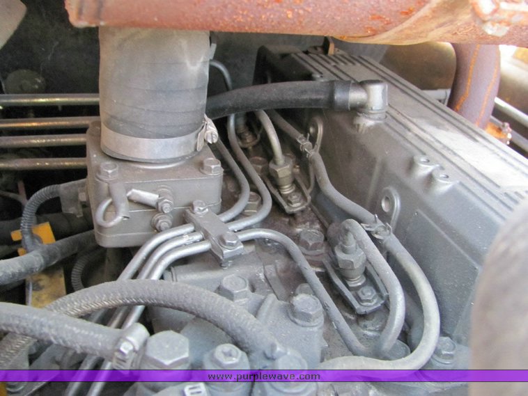 image for item 1006 1997 Daewoo DSL801-U skid steer