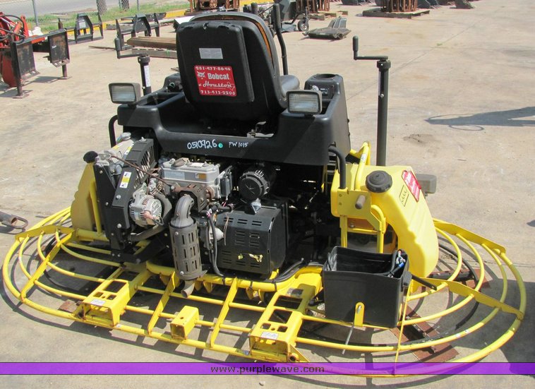 image for item 1015 2006 Wacker CRT48-31V 8' riding trowel