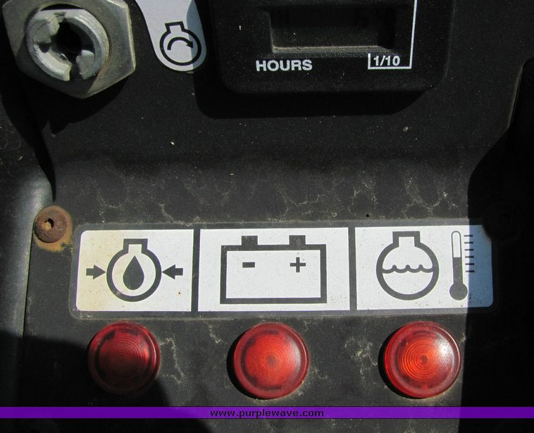 image for item 1015 2006 Wacker CRT48-31V 8' riding trowel