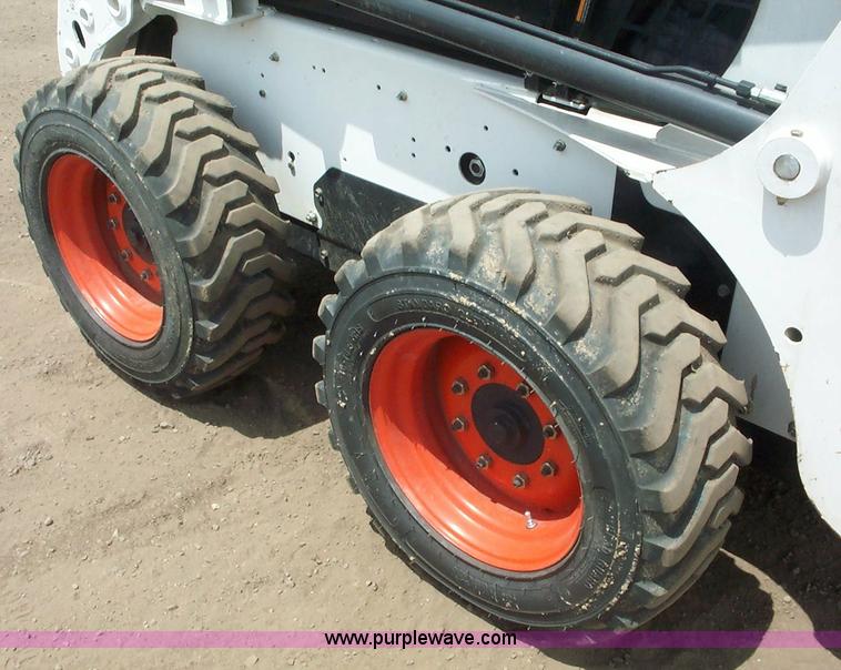 image for item 1101 2006 Bobcat S150 skid steer