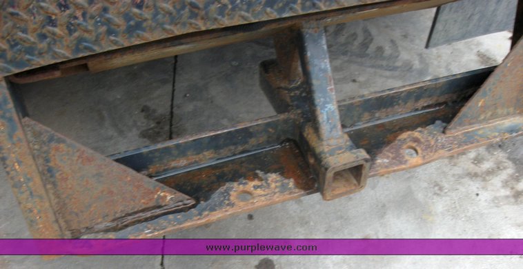 image for item 2459 1995 Chevrolet C3500 pickup truck