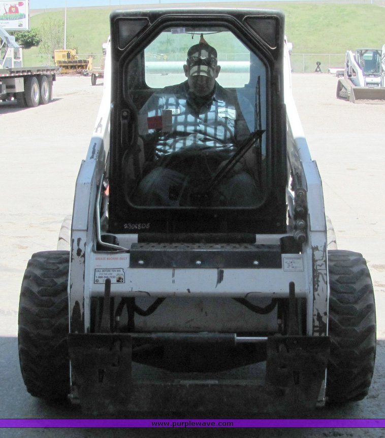 image for item 4308 2008 Bobcat S185 skid steer