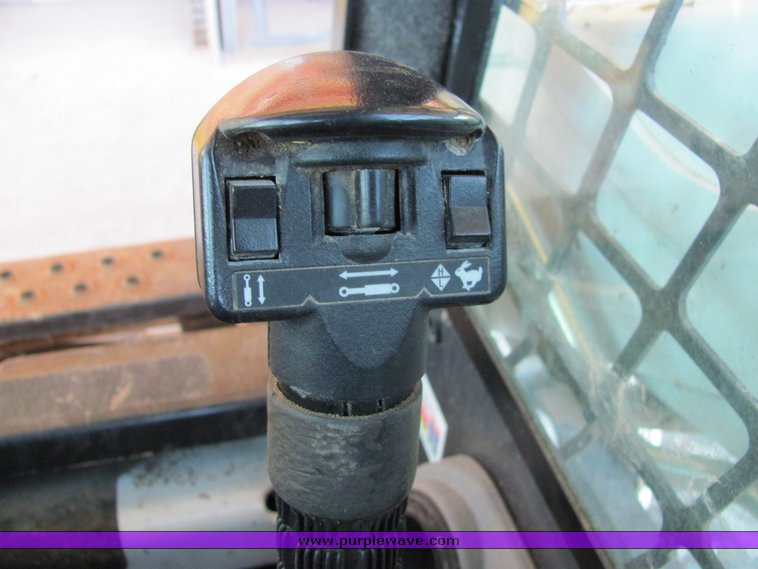 image for item 4308 2008 Bobcat S185 skid steer