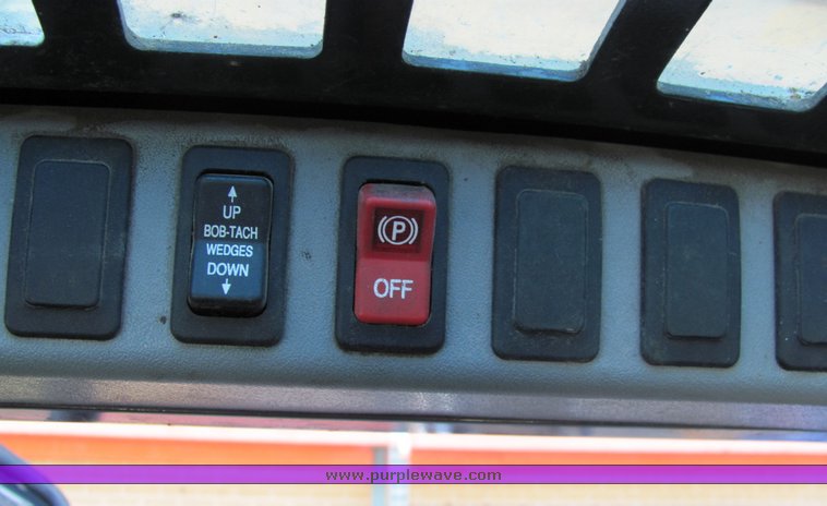 image for item 4308 2008 Bobcat S185 skid steer