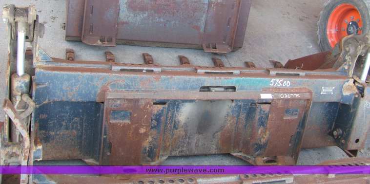 image for item 4317 Bobcat 80" combination eight tooth bucket