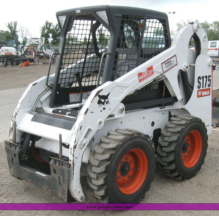 image for item 6634 2007 Bobcat S175 skid steer