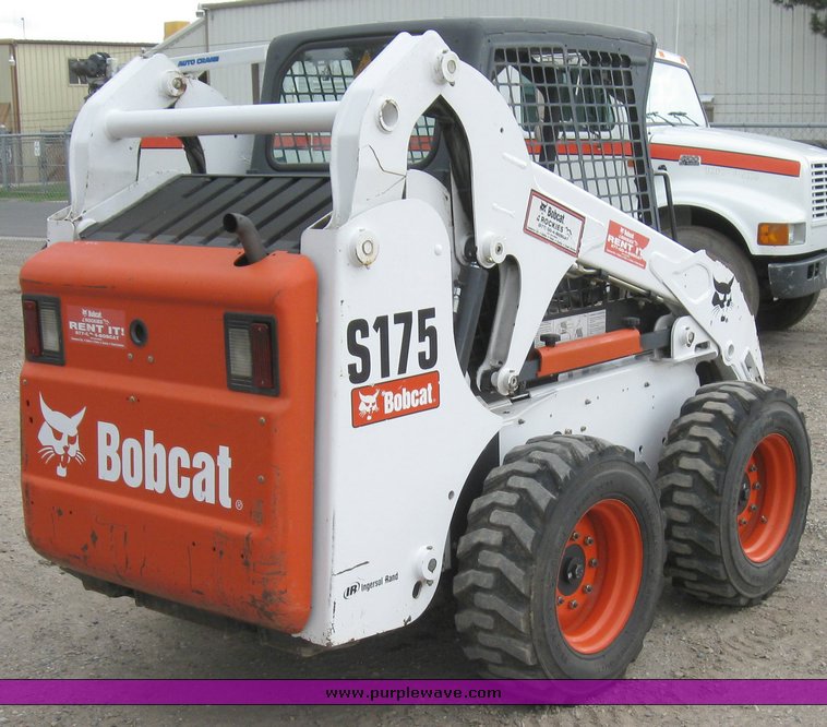 image for item 6634 2007 Bobcat S175 skid steer