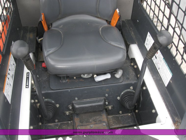 image for item 6634 2007 Bobcat S175 skid steer