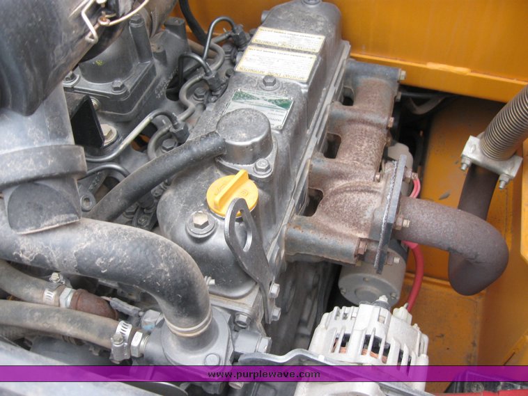 image for item 6635 2001 Mustang 2042 skid steer