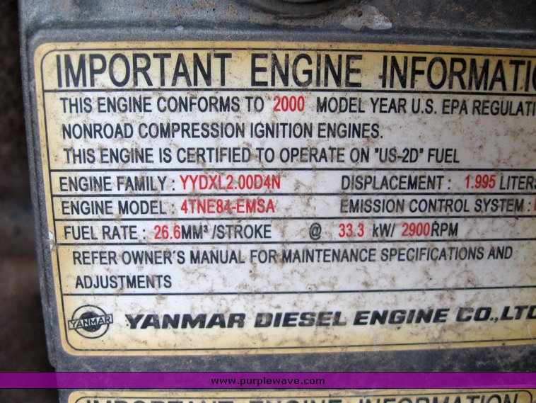 image for item 6635 2001 Mustang 2042 skid steer