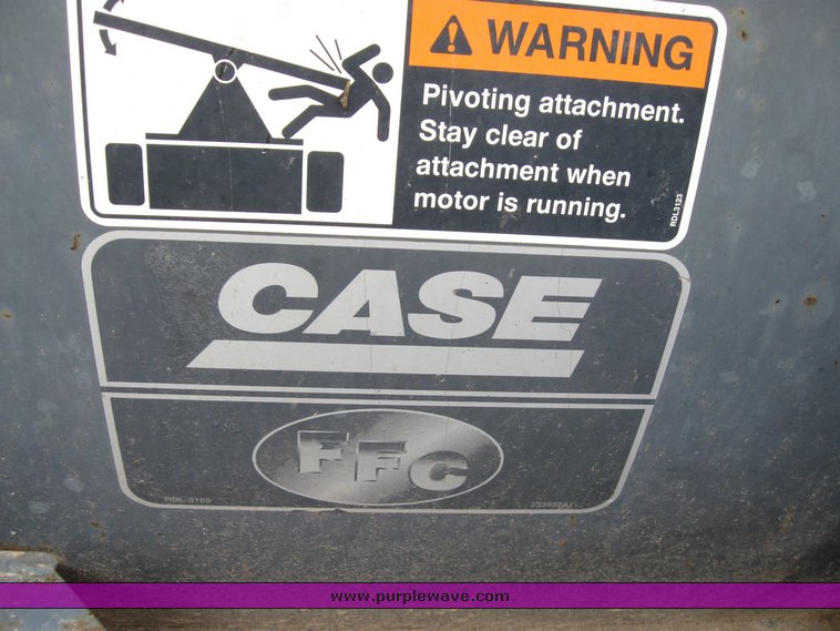 image for item 6635 2001 Mustang 2042 skid steer