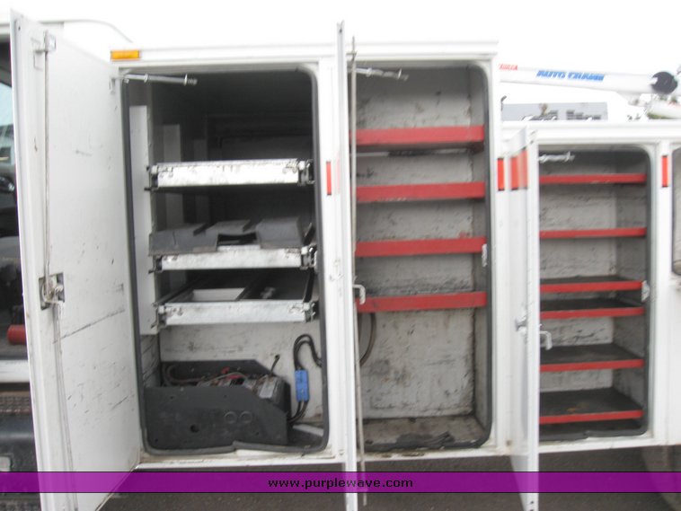 image for item 6637 2001 International 4700