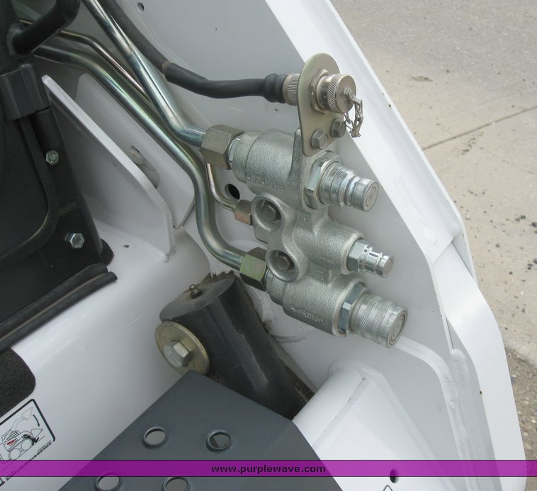 image for item 6638 2008 Bobcat S160 skid steer