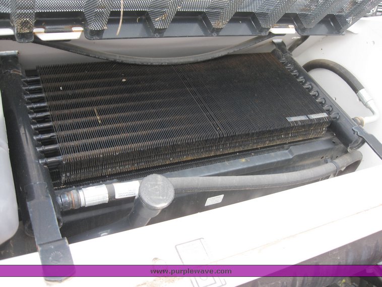 image for item 6638 2008 Bobcat S160 skid steer