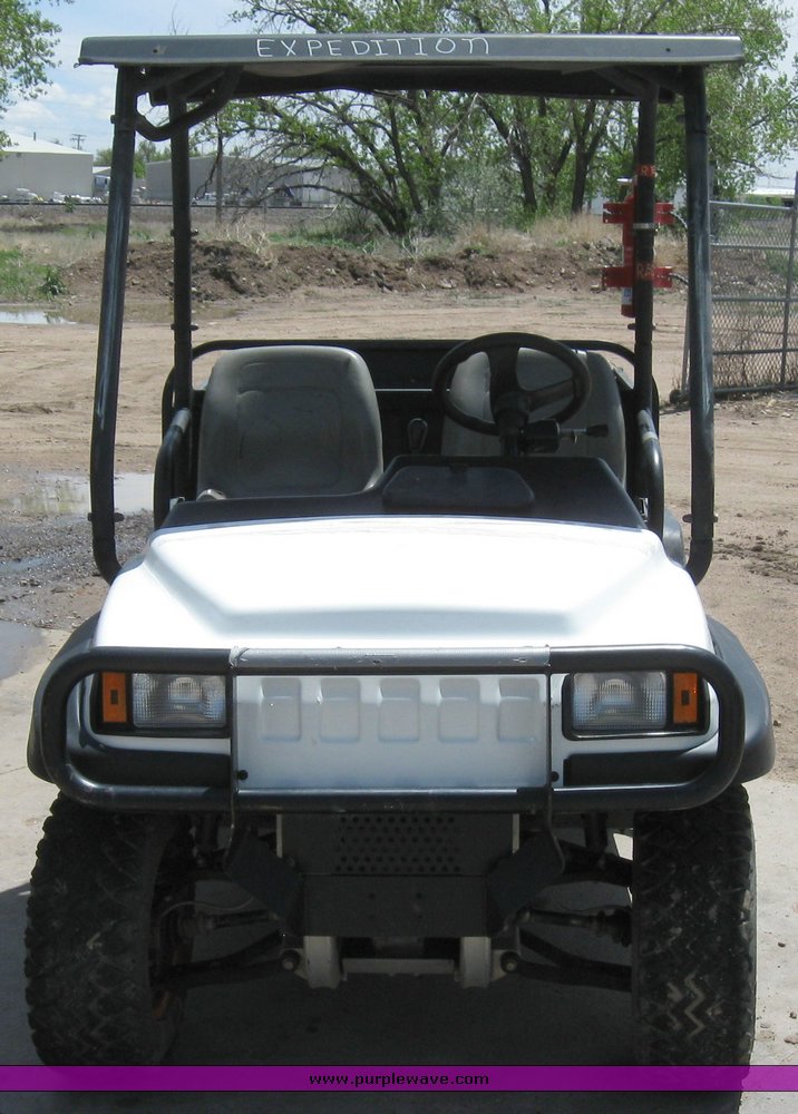 image for item 6704 2005 Bobcat 2200 Intellitrack utility vehicle